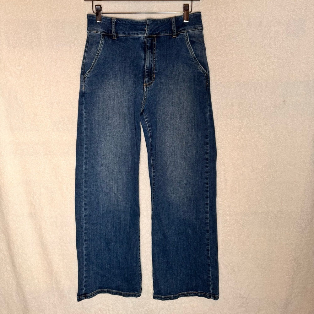 Sneak Peek Wide leg jeans size 9 W 29 style SP-P10106